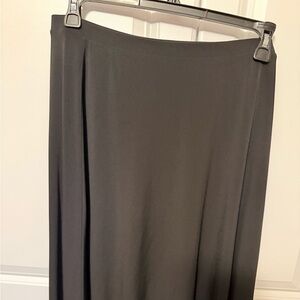 Liz Claiborne Black Skirt - Fluid A-Line Silhouette